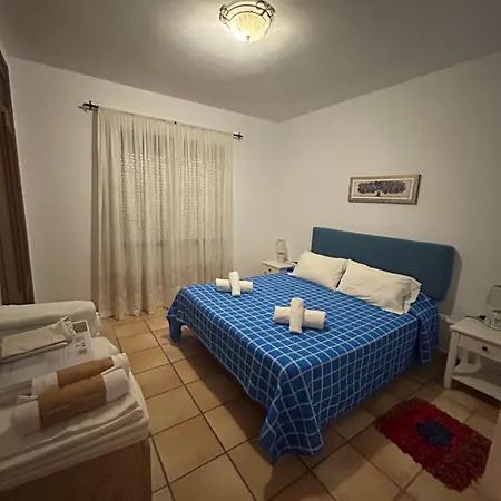 En Parcela Privada * Huelva